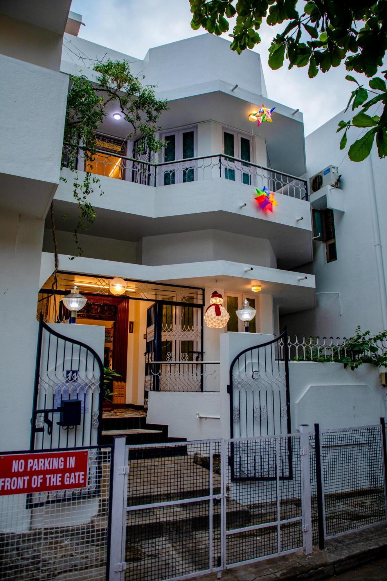 Maison Blanche Near Rock Beach Hotel Puducherry Eksteriør billede