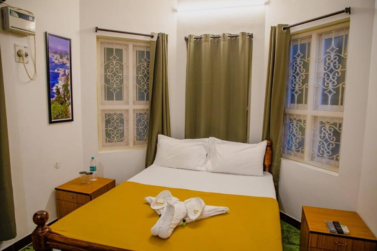 Maison Blanche Near Rock Beach Hotel Puducherry Eksteriør billede